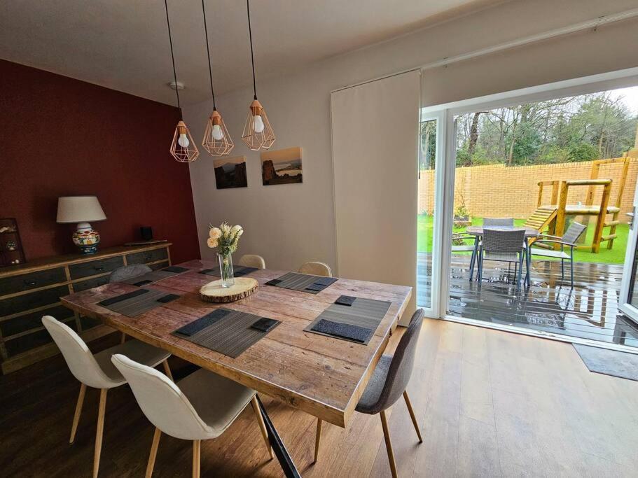 Our House @ Little France Villa Edinburg Exteriör bild